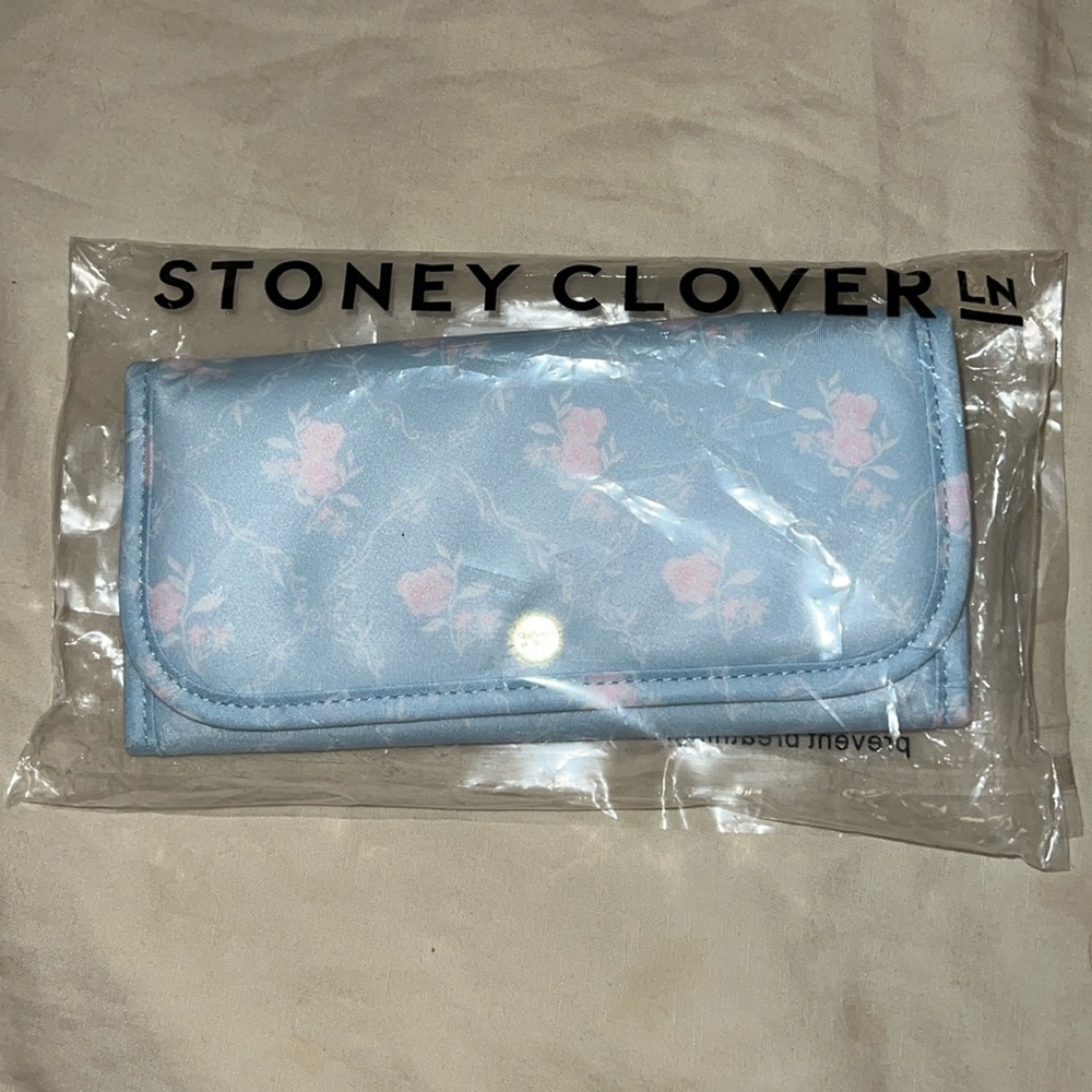 Stoney Clover Lane- High Tea Tri-fold Wallet